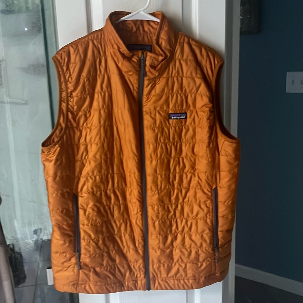 NWOT Patagonia Men’s Nanopuff Vest *Never Worn*
